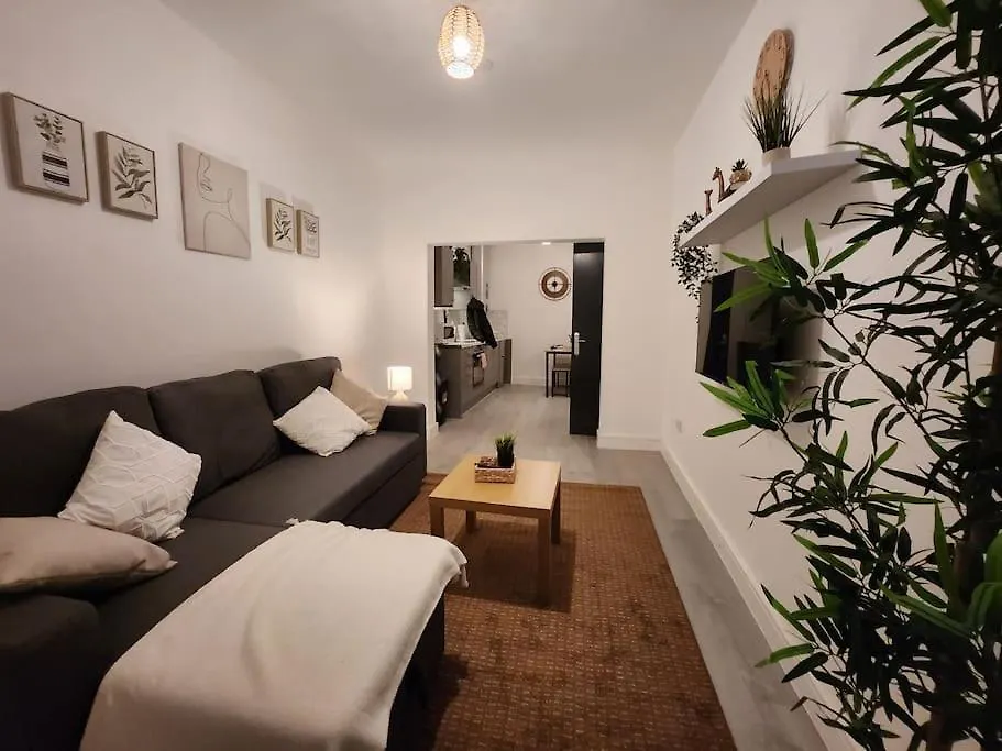 Apartament Supervalue Suite 6 - Fast Wifi, Hotel Linen, Keyless Entry, City Only 10 Mins - By Property Promise Cardiff Wielka Brytania